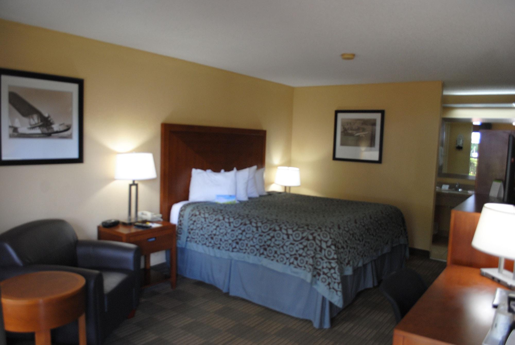 Days Inn By Wyndham Jacksonville Airport Bagian luar foto