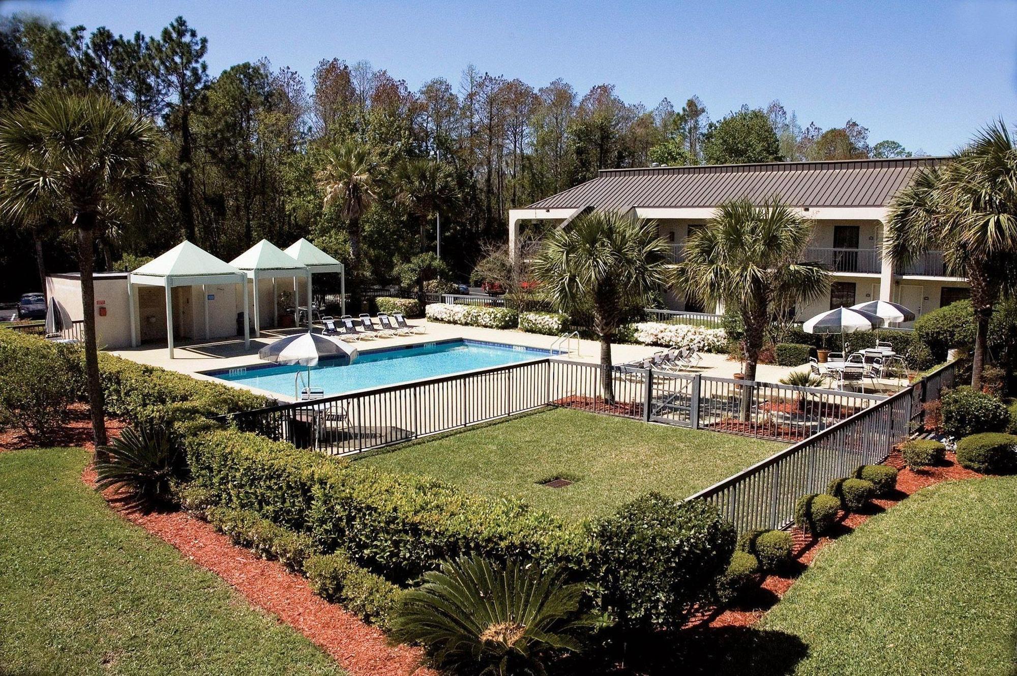 Days Inn By Wyndham Jacksonville Airport Bagian luar foto